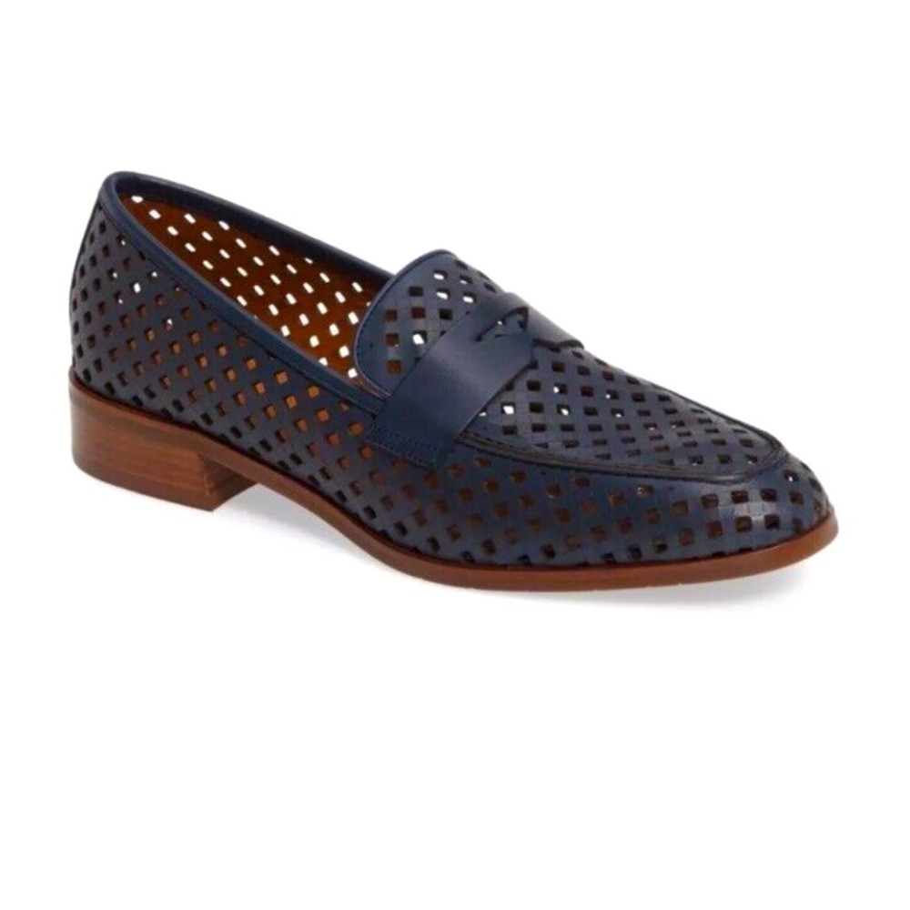 Aquatalia Sheryl Perforated Loafer Sz 6